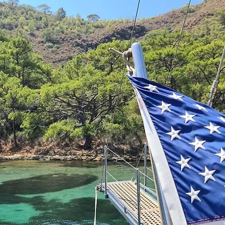 Botel Asterixyacht-navigate To Greece,turkey And So More
