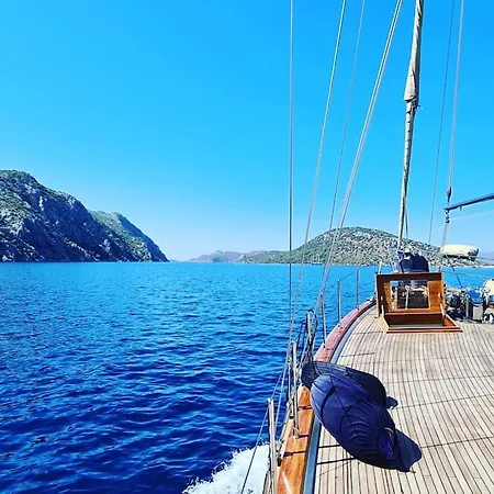 Botel Asterixyacht-navigate To Greece,turkey And So More
